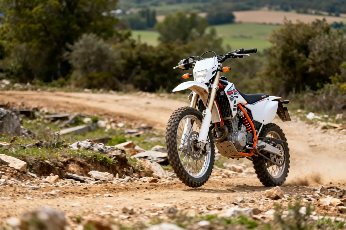150 RXF : Quelle dirt bike choisir pour enduro et freeride ?